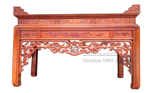 Bàn thờ gỗ gõ trang trọng giúp thu hút vượng khí Bàn thờ gỗ gõ trang trọng giúp thu hút vượng khí